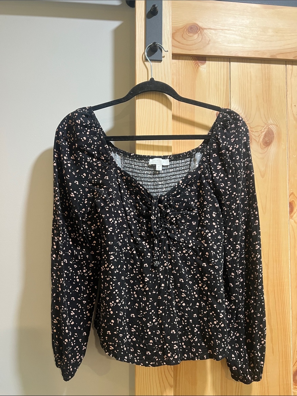 iKirious brand iris Black Top with Blush Spot Print and Front Tie size medium